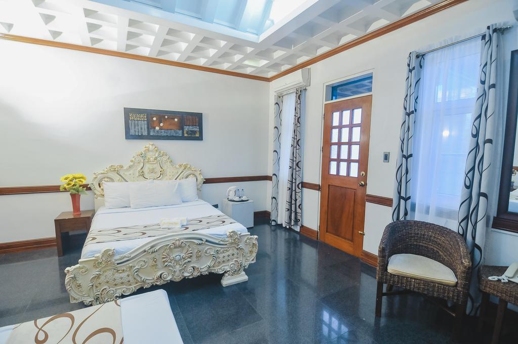 Villa Jhoana Resort Angono Екстер'єр фото