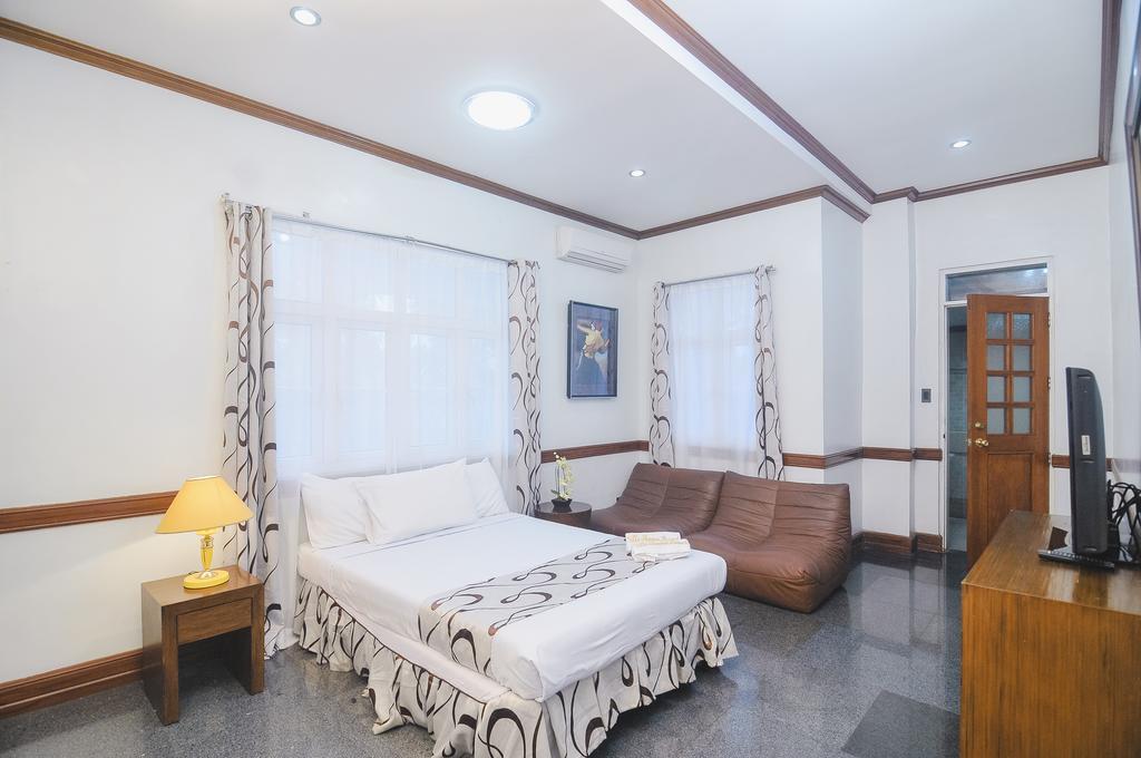 Villa Jhoana Resort Angono Екстер'єр фото