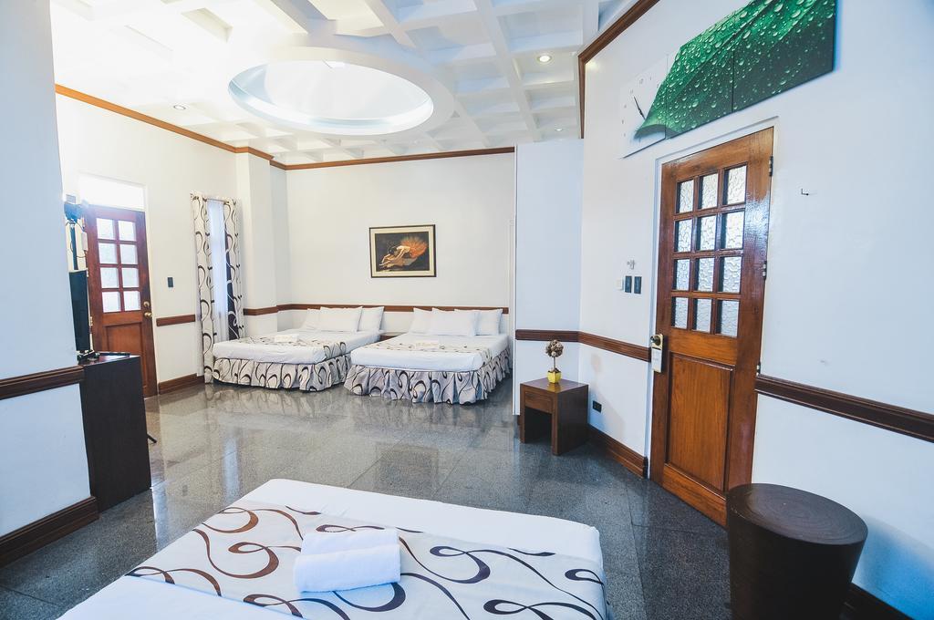 Villa Jhoana Resort Angono Екстер'єр фото