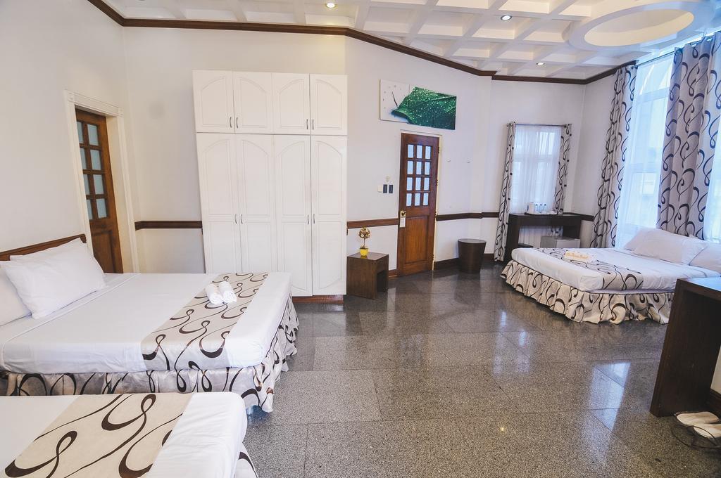 Villa Jhoana Resort Angono Екстер'єр фото