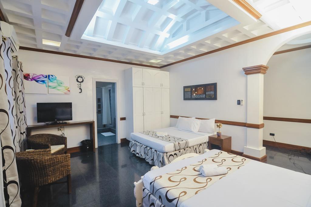 Villa Jhoana Resort Angono Екстер'єр фото