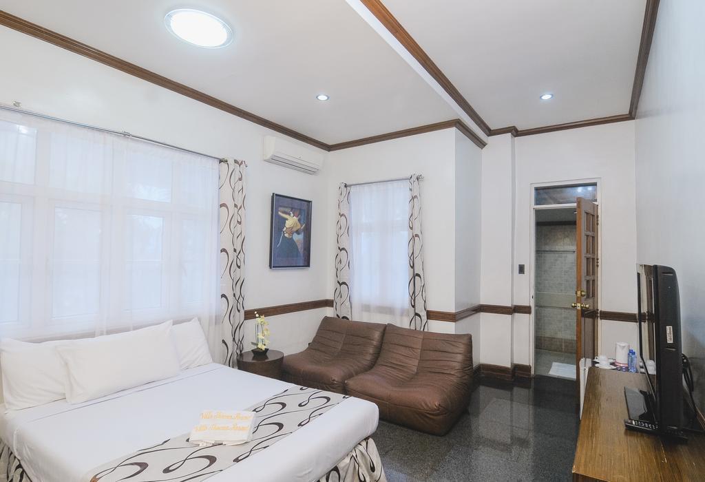 Villa Jhoana Resort Angono Екстер'єр фото