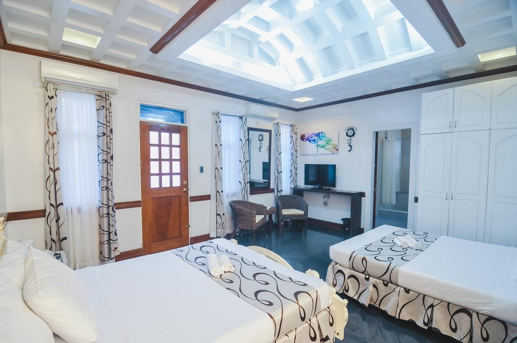 Villa Jhoana Resort Angono Екстер'єр фото