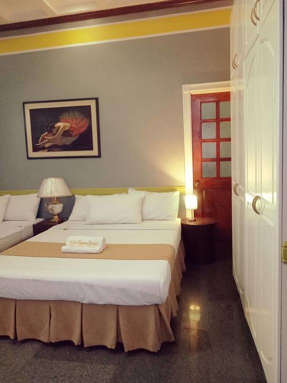 Villa Jhoana Resort Angono Екстер'єр фото