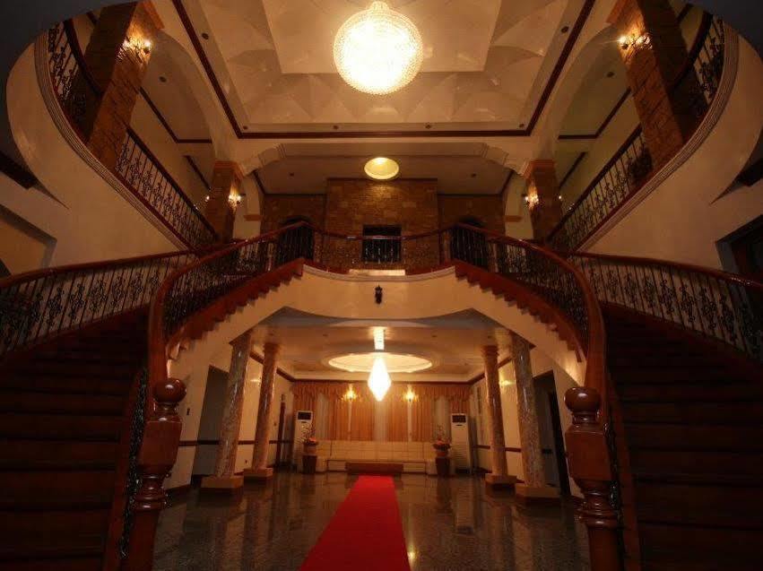 Villa Jhoana Resort Angono Екстер'єр фото
